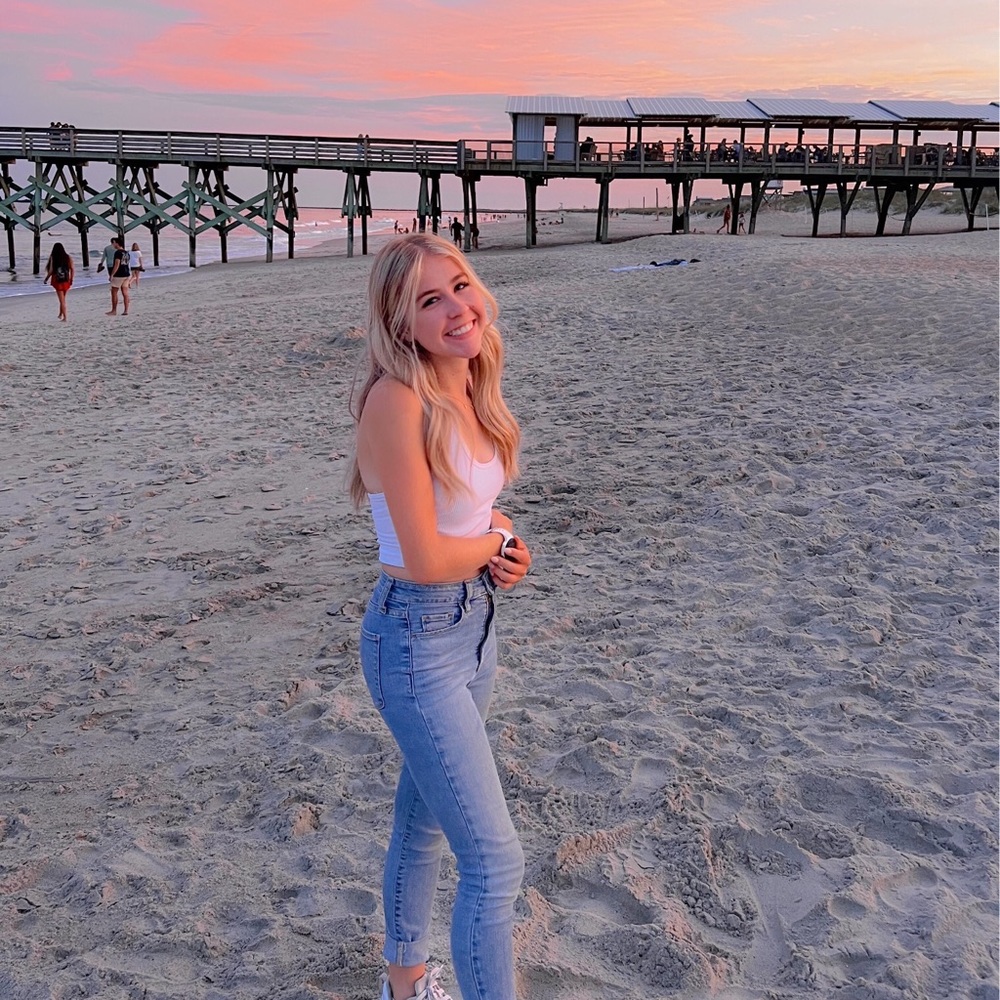 Meet your Posher, Madi